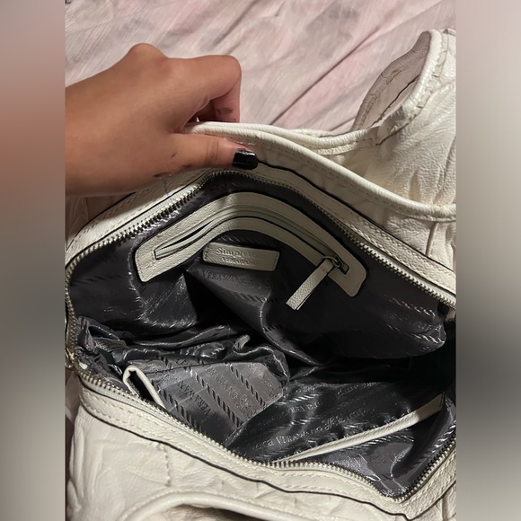 Simply Vera by Vera Wang White Shoulder Bag - Picture 4 of 5